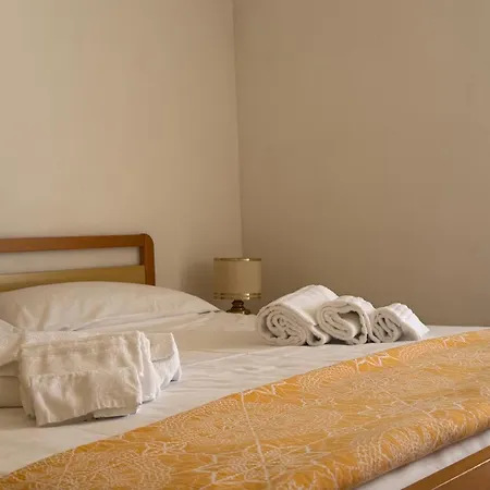 Modernshore - Yolo *