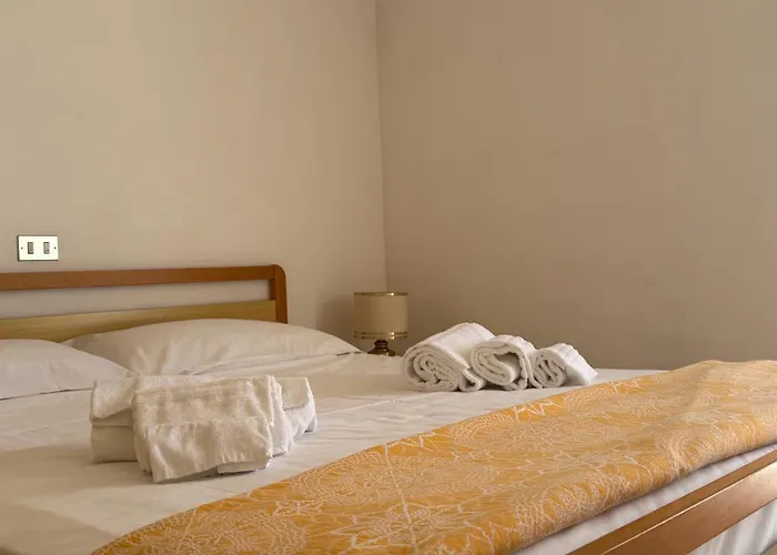 Modernshore - Yolo *